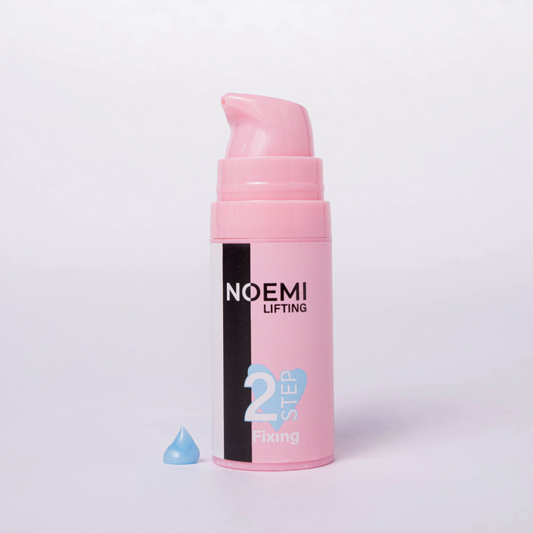 Noemi Official USA | Setting Lotion Step 2 | Airless Pump in color blue